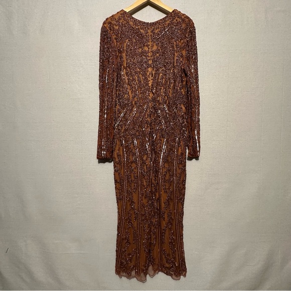 NWT Mac Duggal Long Sleeve Embellished Dress - size 16W - Picture 5 of 6